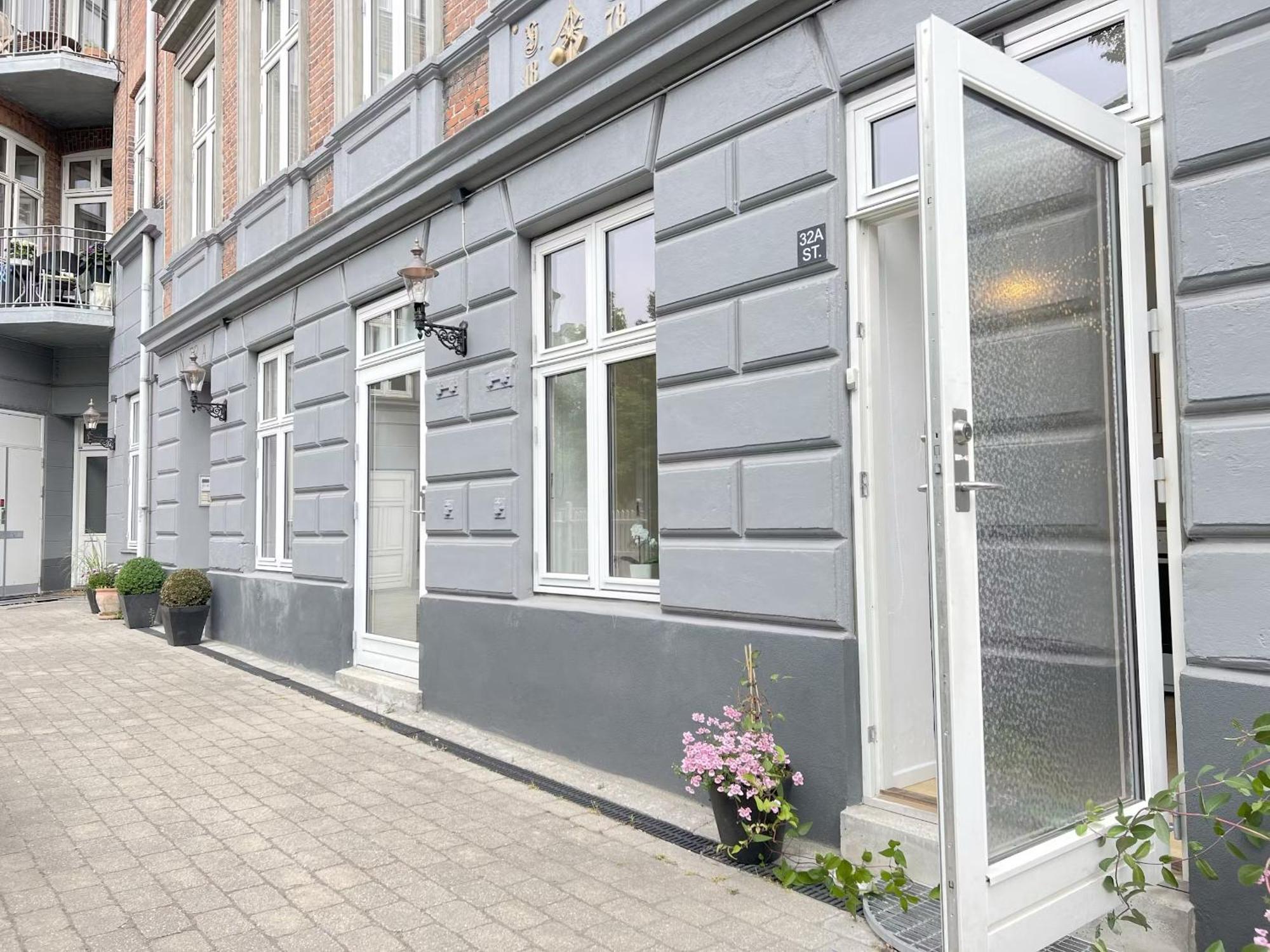Charming With Prime Location In Osterbro - On Ground Floor * Copenhagen